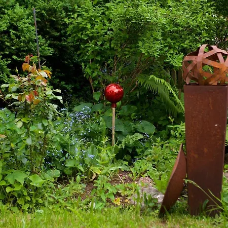 Rosa 2 & 5 アパート